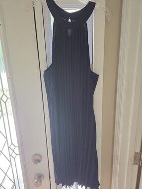 Plus Size Pleated Navy Blue Halter Dress SHEIN